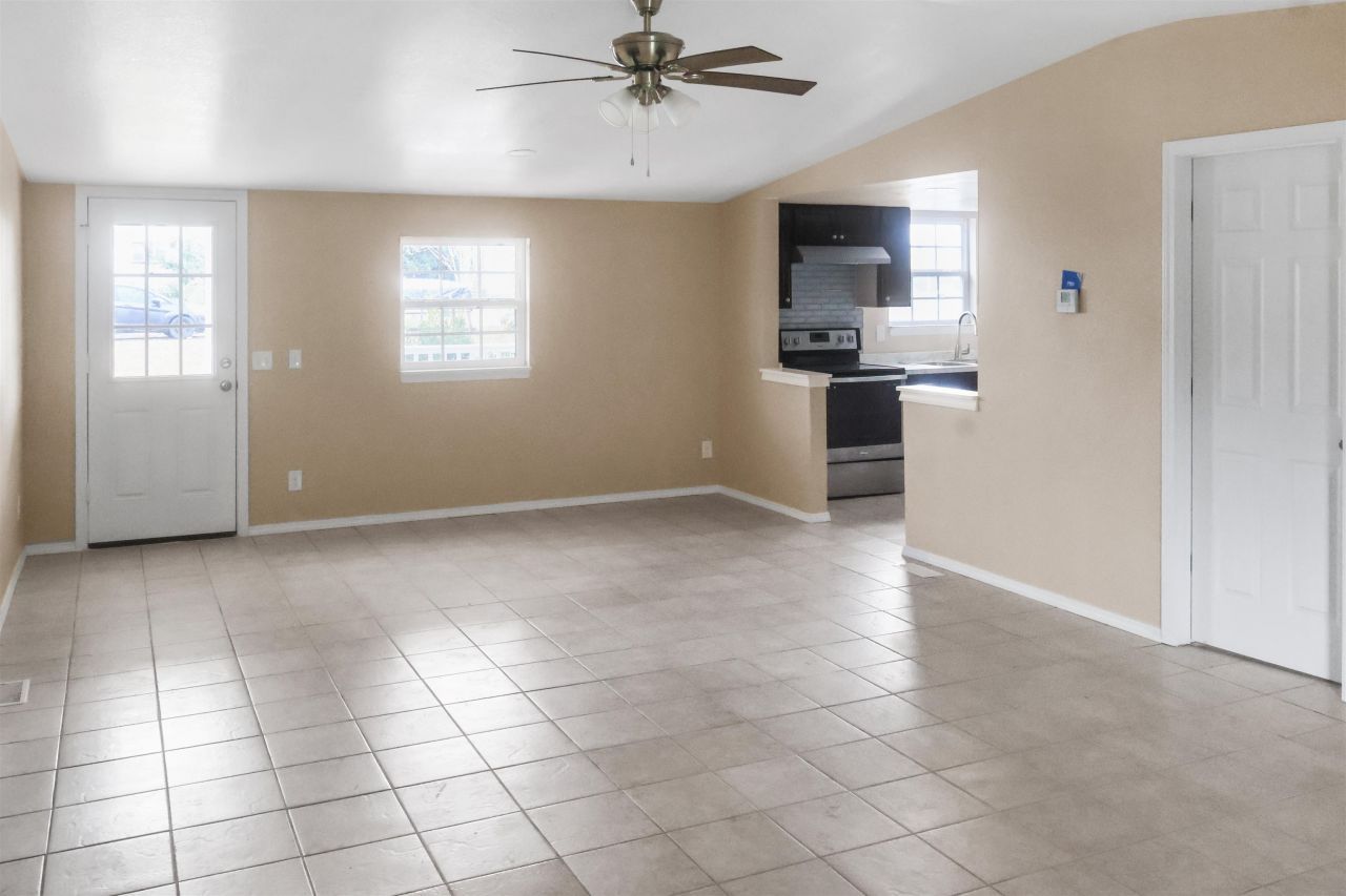 2850 Saint John Street, Marianna, FL 32448 Photo