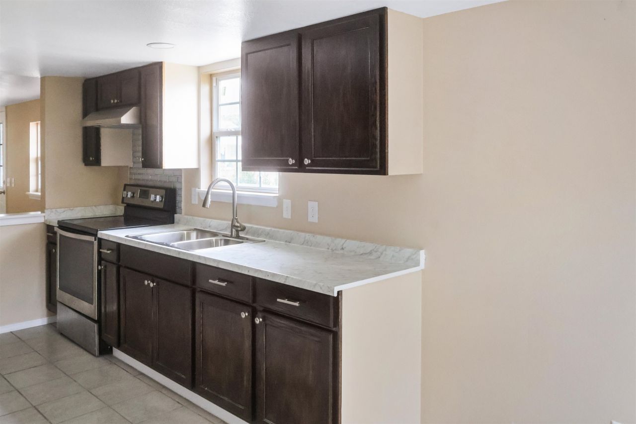 2850 Saint John Street, Marianna, FL 32448 Photo