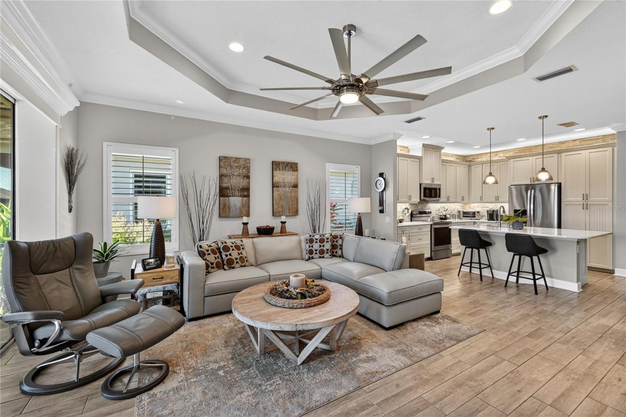 6909 Playa Bella Drive, Bradenton, FL 34209 Photo