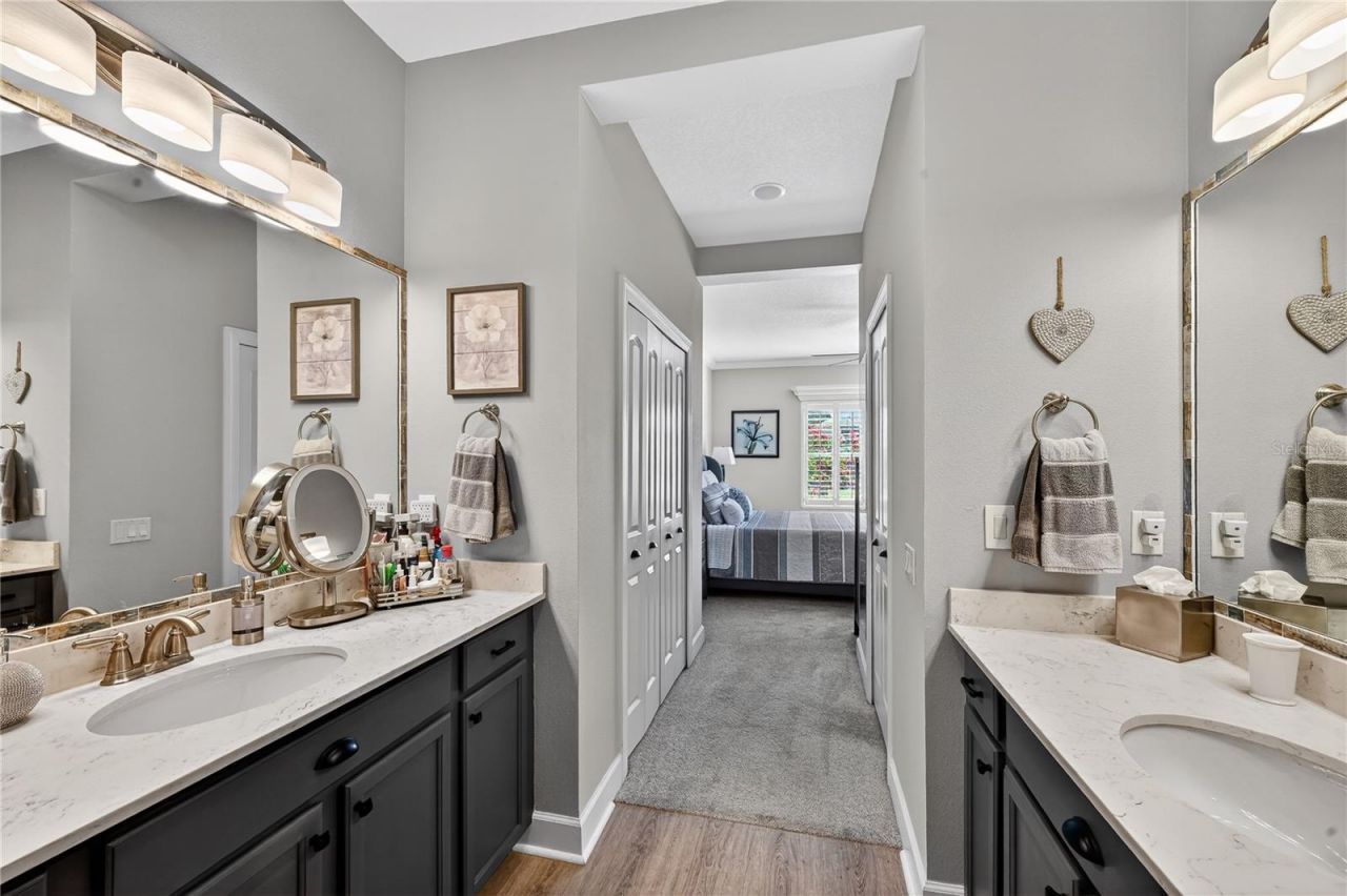 6909 Playa Bella Drive, Bradenton, FL 34209 Photo