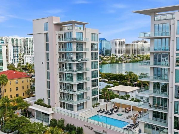 253 GOLDEN GATE POINT, Unit 703, SARASOTA, FL 34236