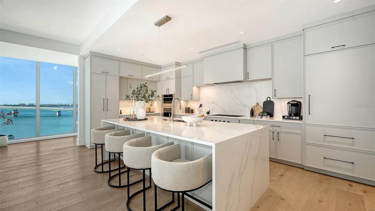 253 Golden Gate Point, Unit 703, Sarasota, FL 34236 Photo