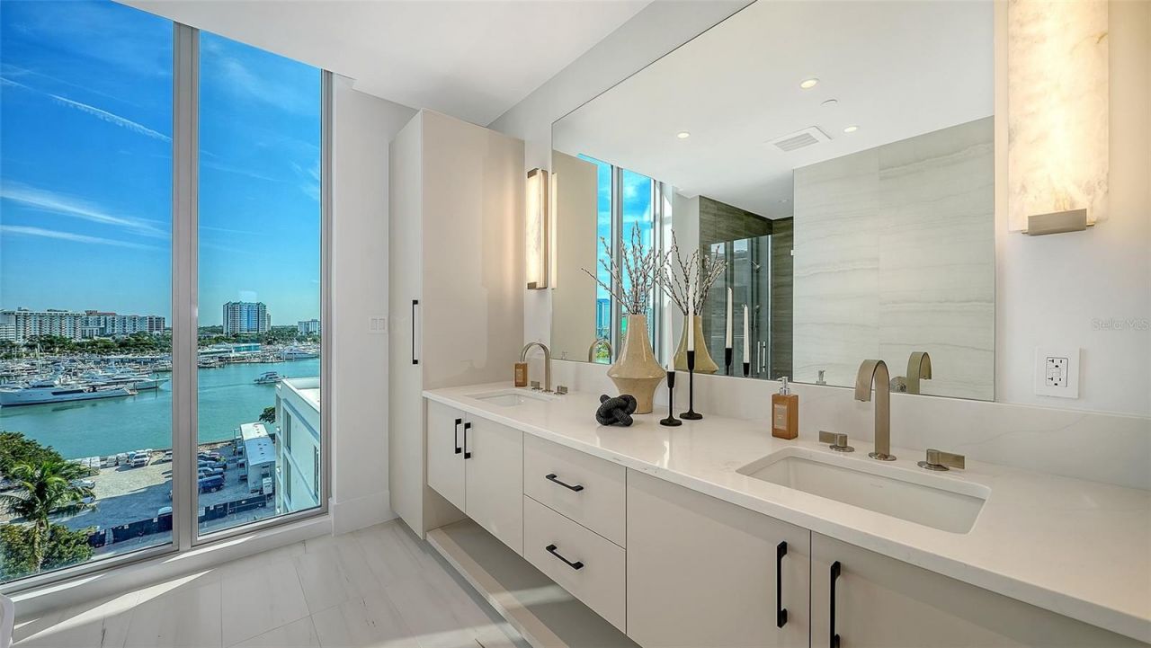 253 Golden Gate Point, Unit 703, Sarasota, FL 34236 Photo
