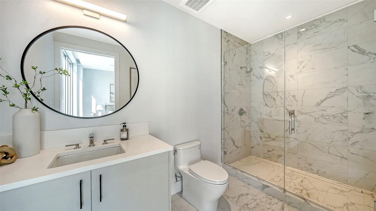 253 Golden Gate Point, Unit 703, Sarasota, FL 34236 Photo