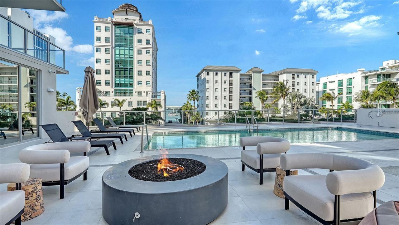 253 Golden Gate Point, Unit 703, Sarasota, FL 34236 Photo