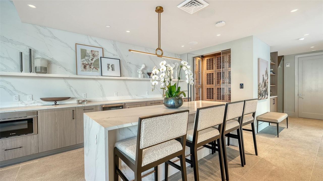 253 Golden Gate Point, Unit 703, Sarasota, FL 34236 Photo