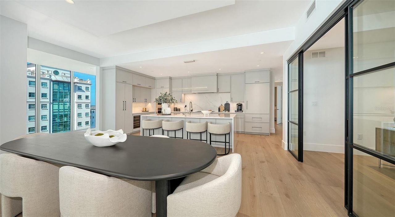 253 Golden Gate Point, Unit 703, Sarasota, FL 34236 Photo