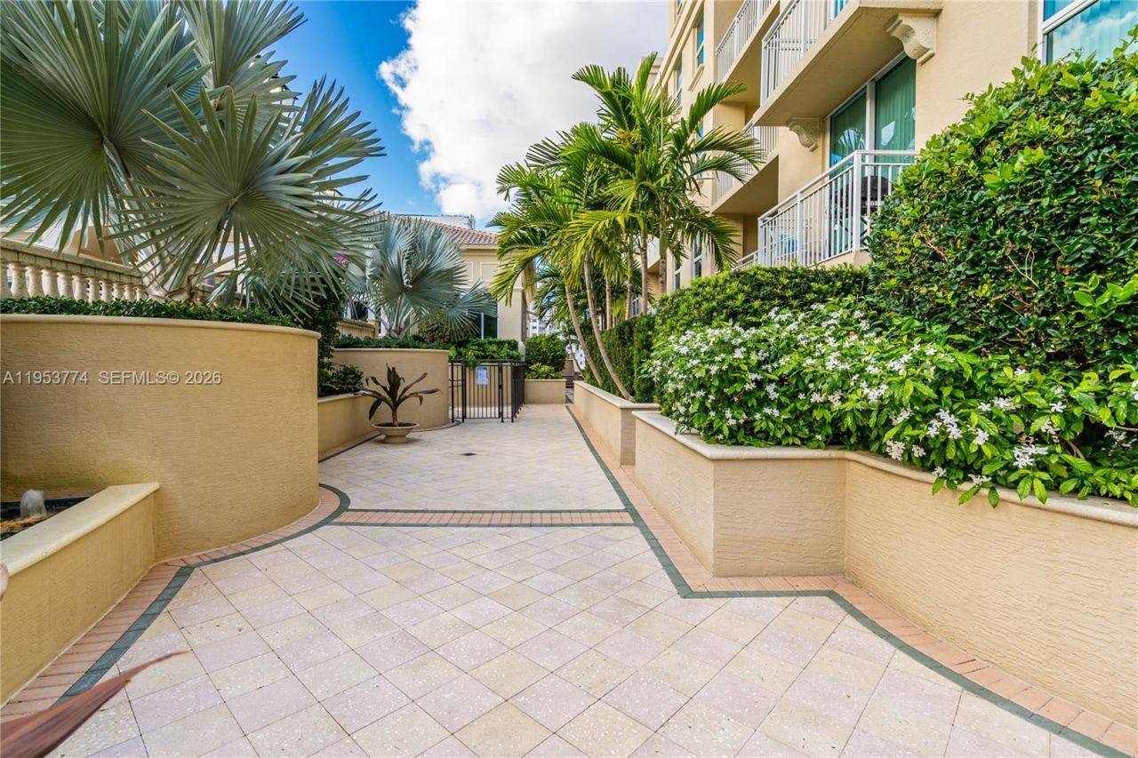 99 SE Mizner Blvd, Unit 409, Boca Raton, FL 33432 Photo