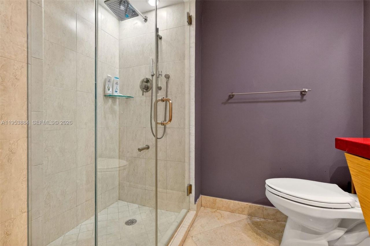 2401 Collins Ave , Unit 908, Miami Beach, FL 33140 Photo