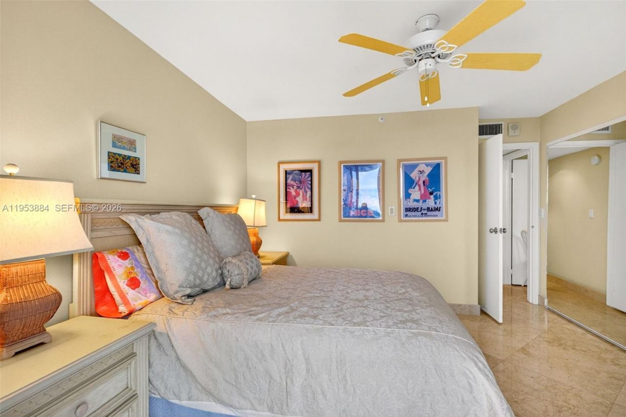 2401 Collins Ave , Unit 908, Miami Beach, FL 33140 Photo