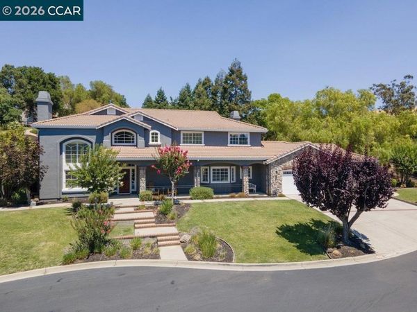 825 825 Bertram St, Walnut Creek, CA 94598