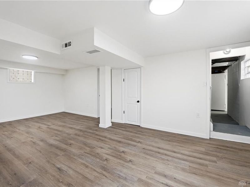 8415 Mayfair Street, Springfield Township, OH 45216 Photo 6