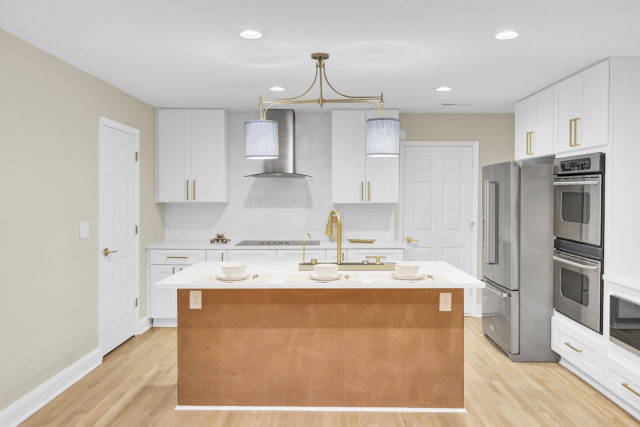 6008 Rembert Drive Photo 13