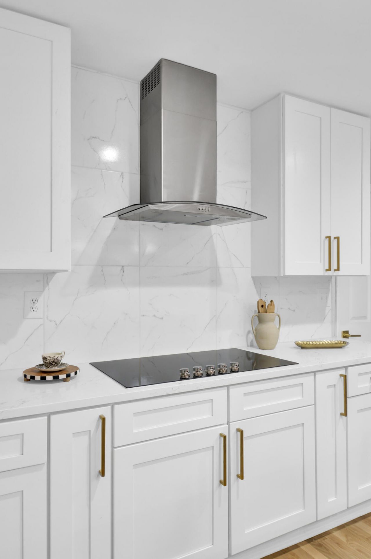 6008 Rembert Drive Photo 15