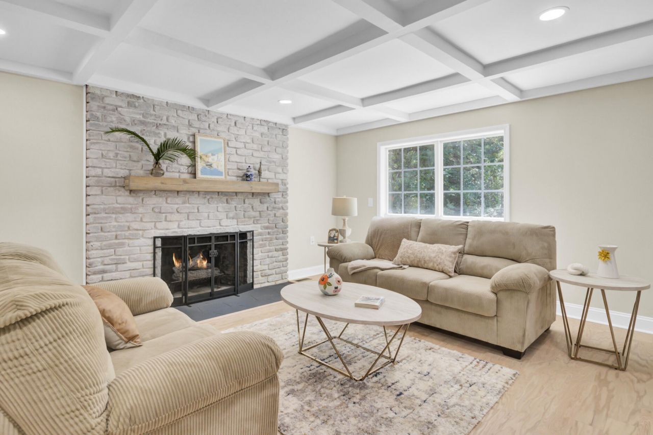 6008 Rembert Drive Photo 22