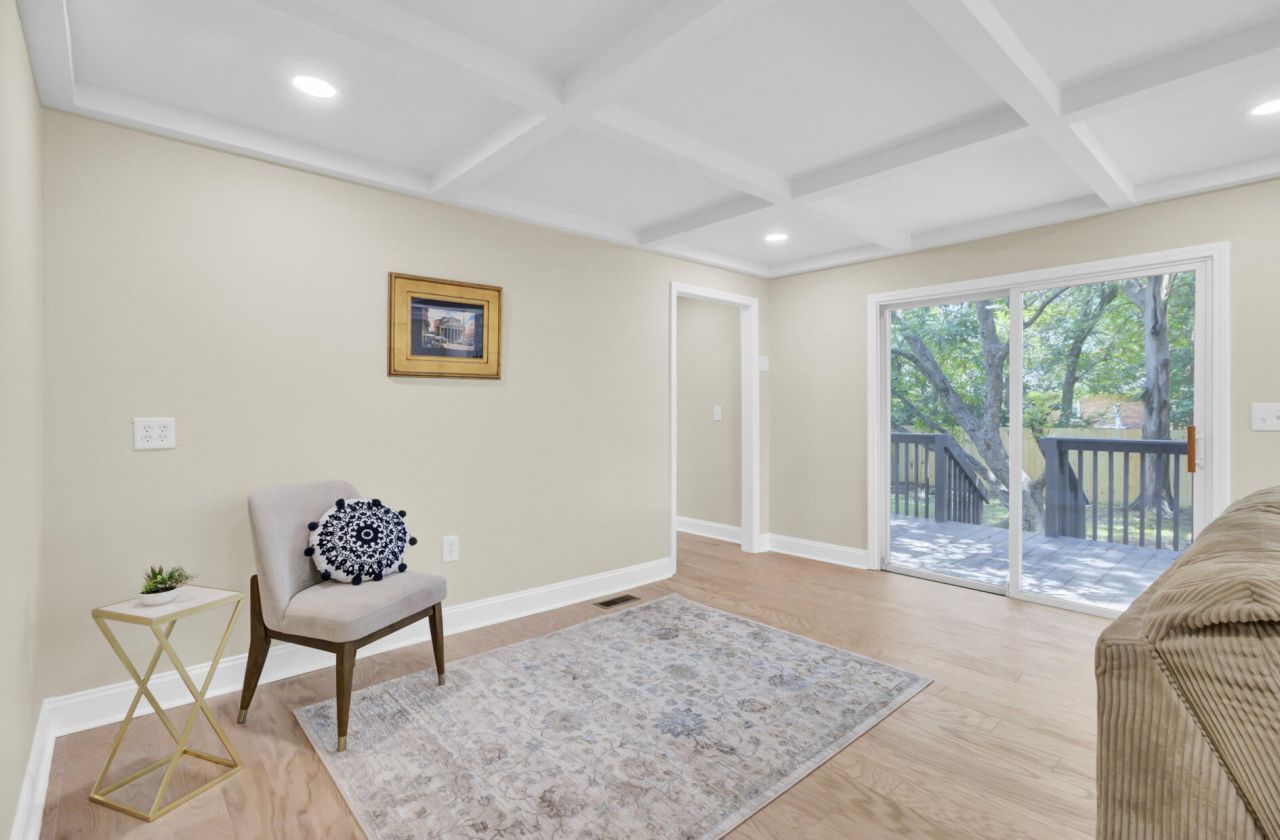 6008 Rembert Drive Photo 24