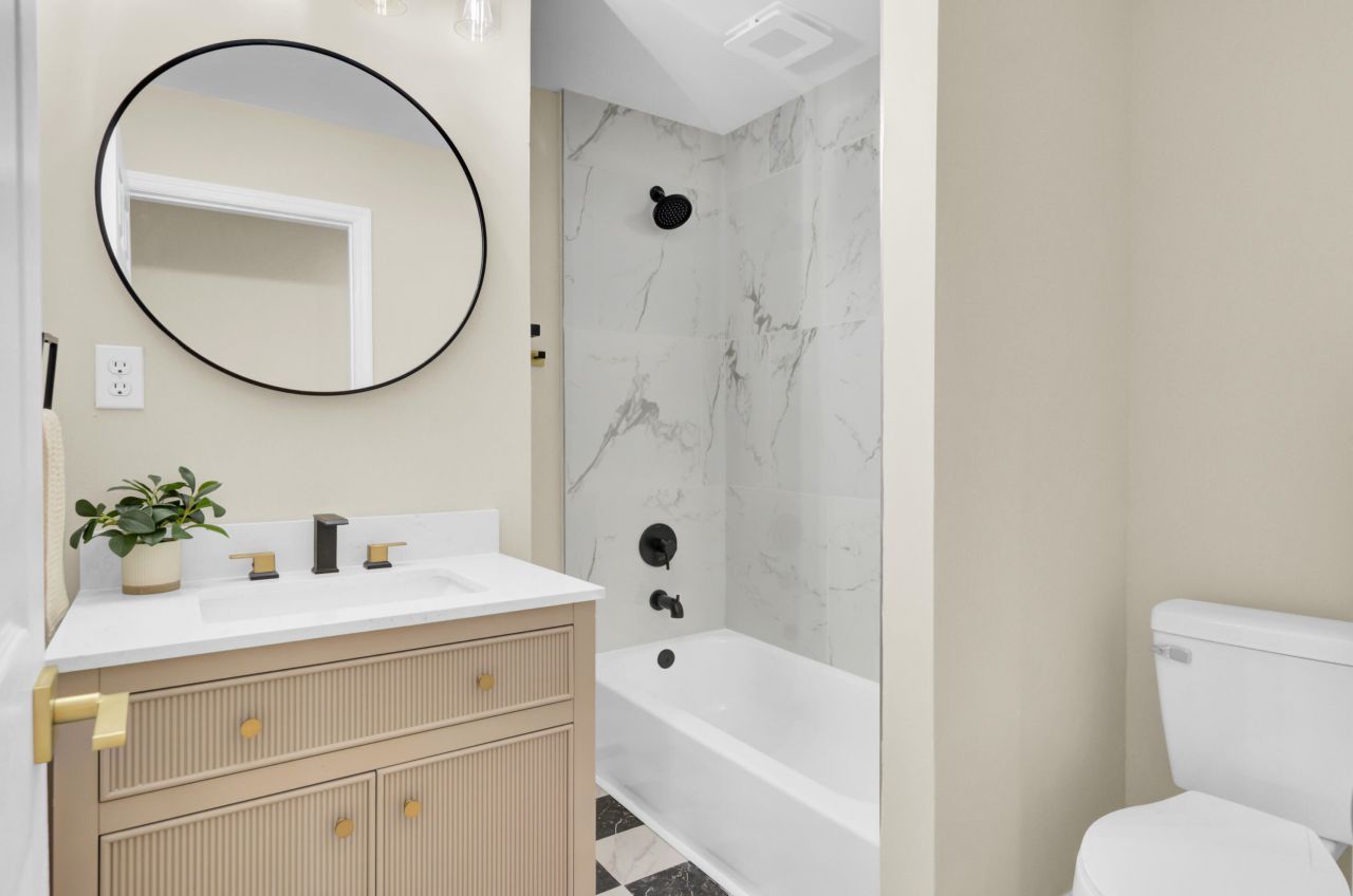 6008 Rembert Drive Photo 32