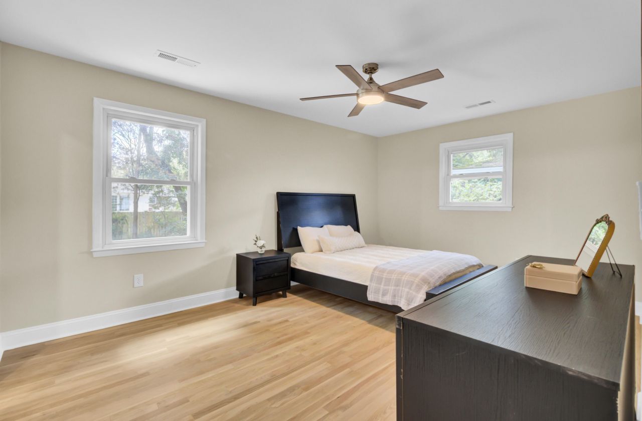 6008 Rembert Drive Photo 34