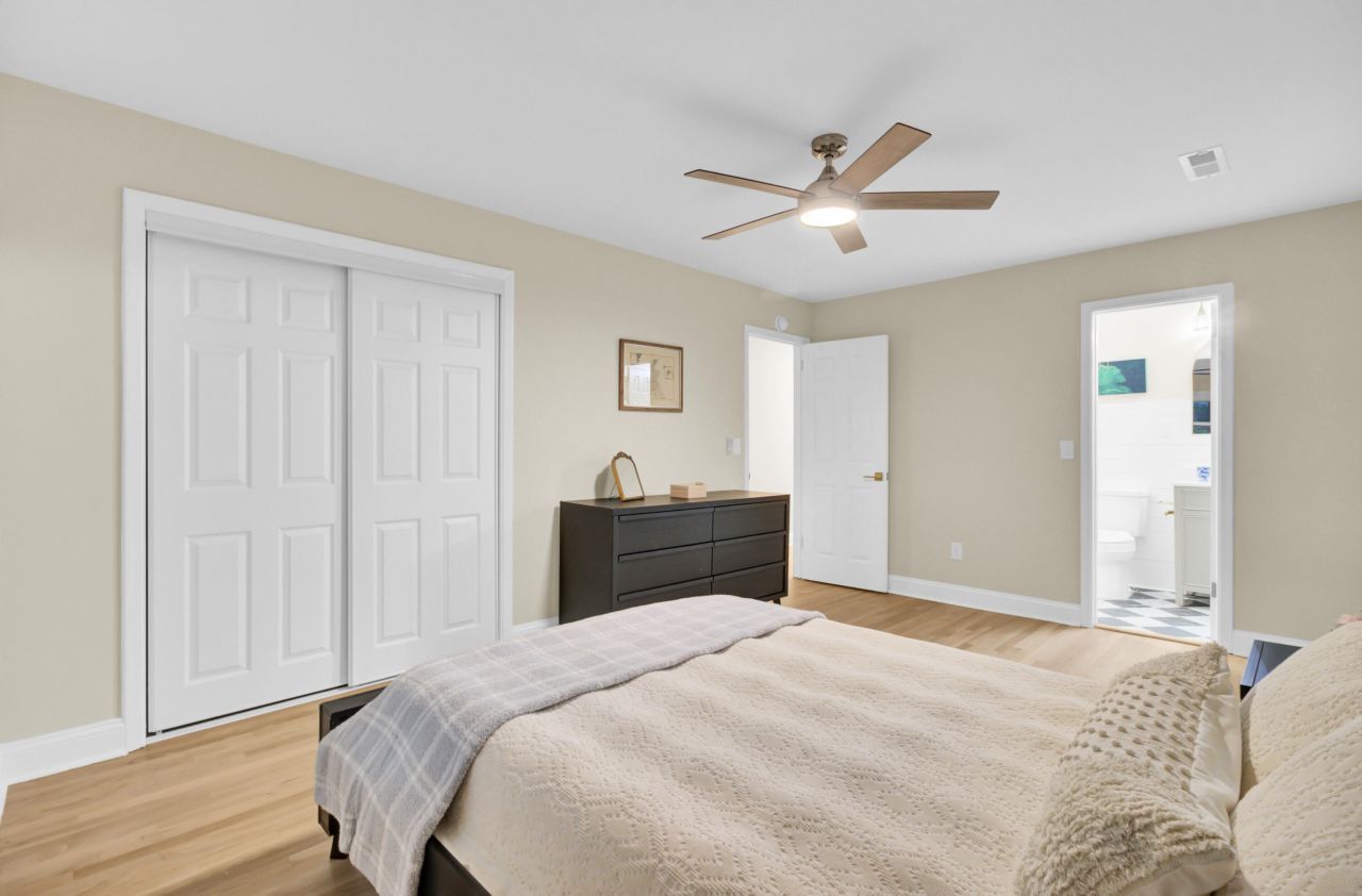 6008 Rembert Drive Photo 5