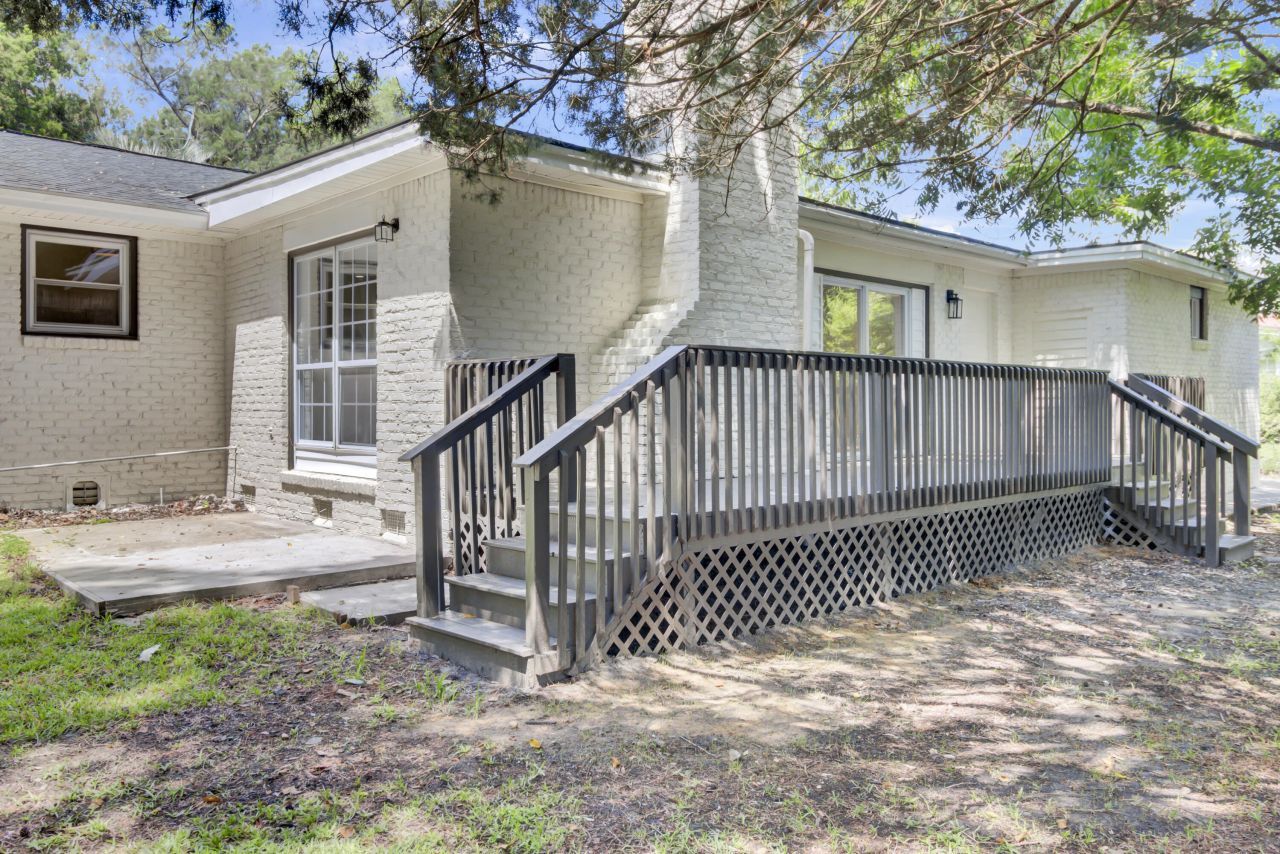 6008 Rembert Drive Photo 8