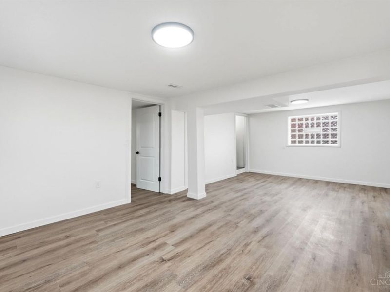 8415 Mayfair Street, Springfield Twp., OH 45216 Photo 6