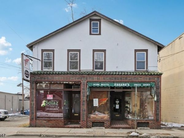 66 N Washington Ave, Unit 2, Bergenfield, NJ 07621