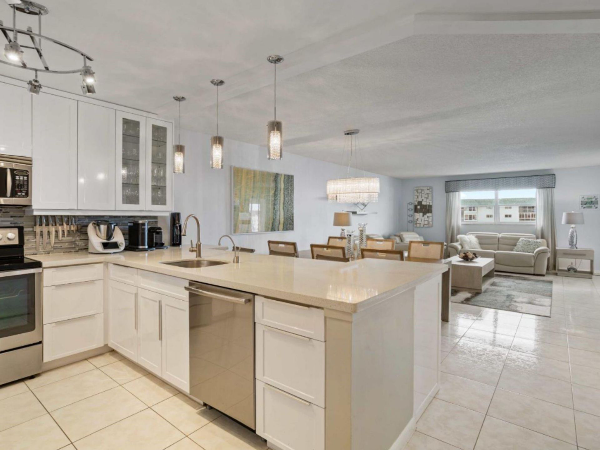 4750 NW 22nd Ct Lauderhill, FL 33313