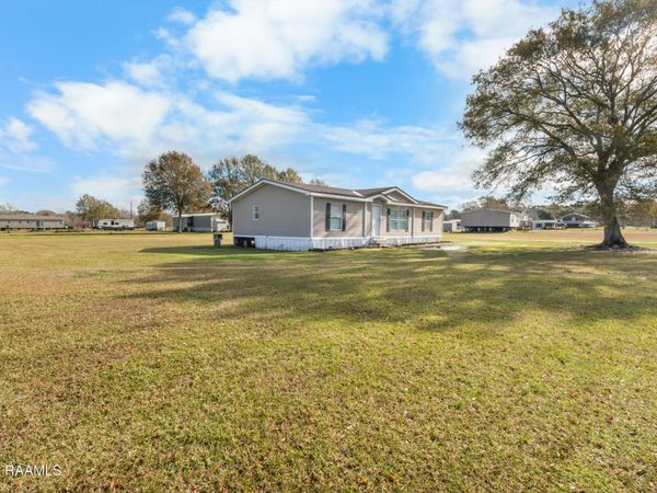 1002 Janine Drive , Youngsville, LA 70592