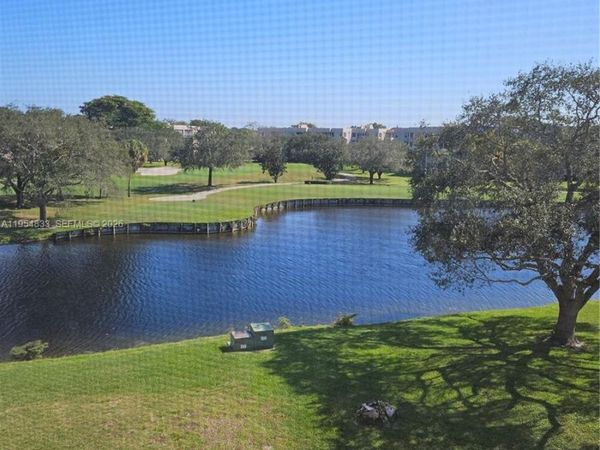 9441 Live Oak Pl, Unit 407, Davie, FL 33324