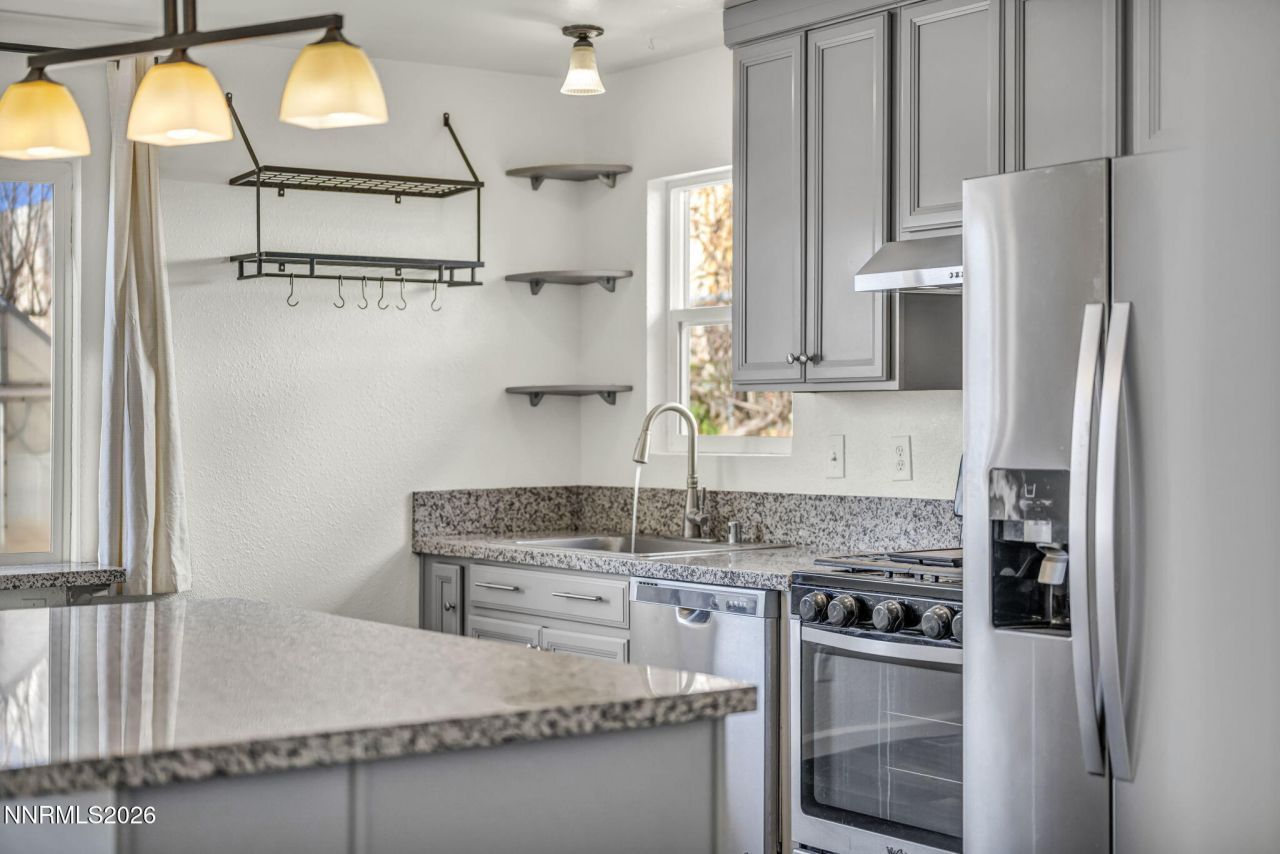 7575 Halifax Drive, Reno, NV 89506 Photo