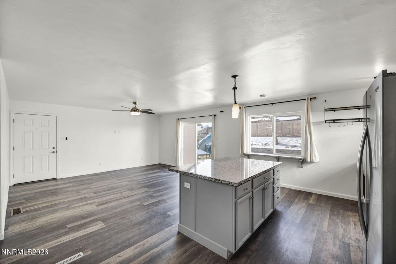 7575 Halifax Drive, Reno, NV 89506 Photo