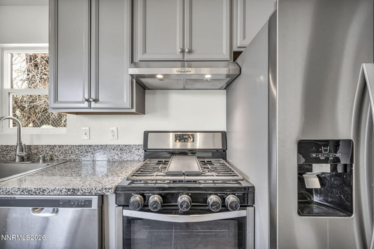 7575 Halifax Drive, Reno, NV 89506 Photo