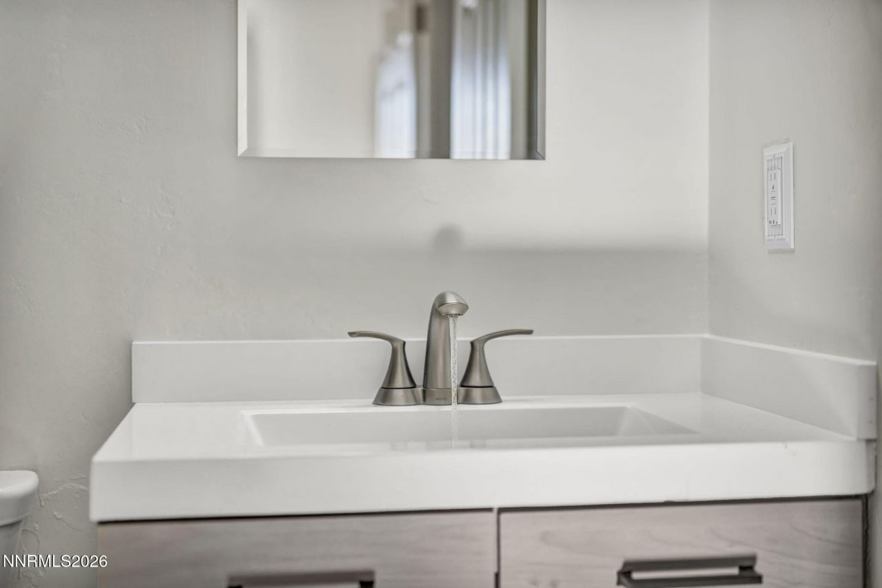 7575 Halifax Drive, Reno, NV 89506 Photo