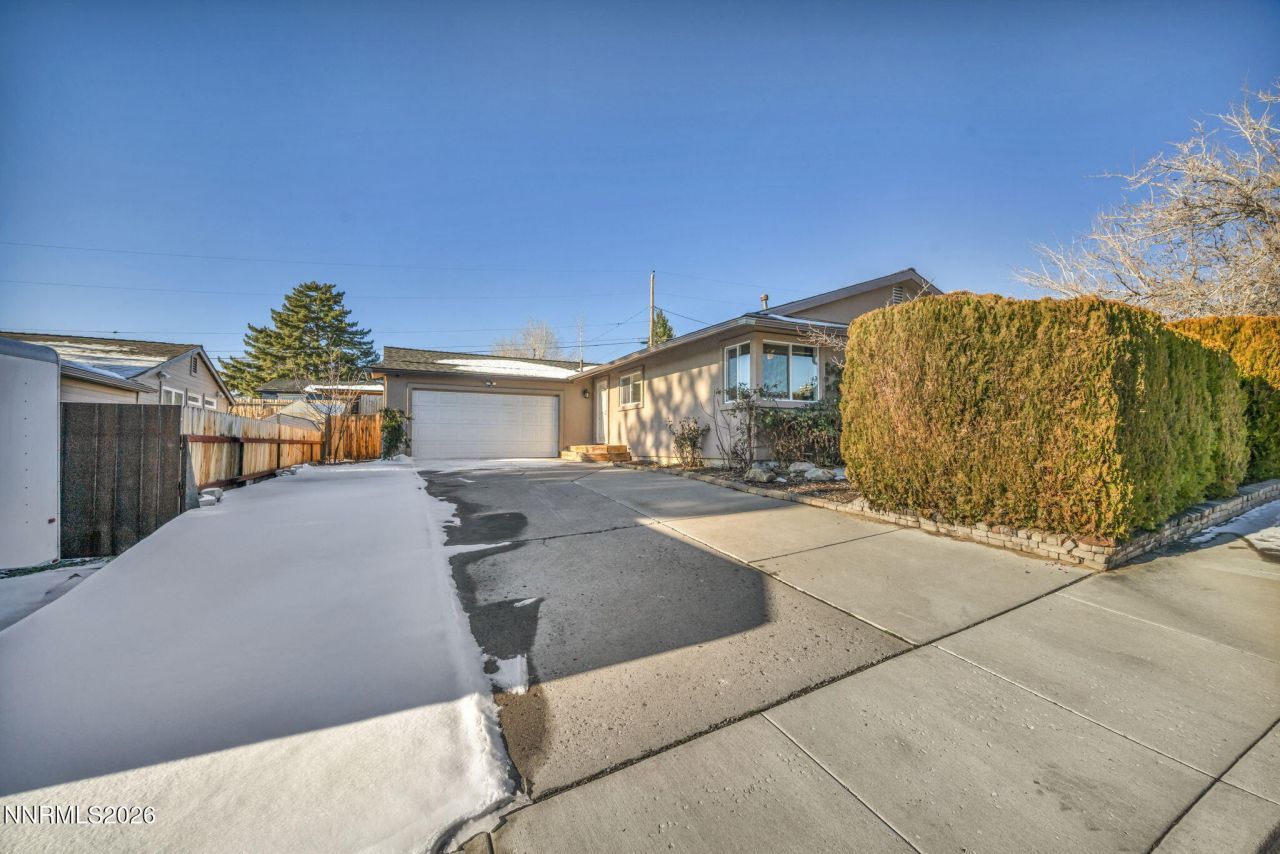 7575 Halifax Drive, Reno, NV 89506 Photo