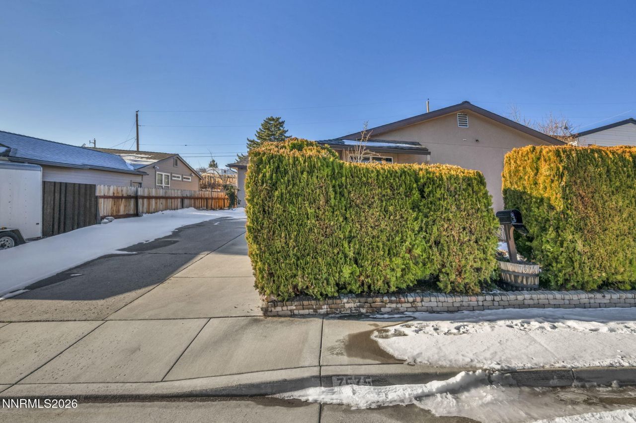 7575 Halifax Drive, Reno, NV 89506 Photo