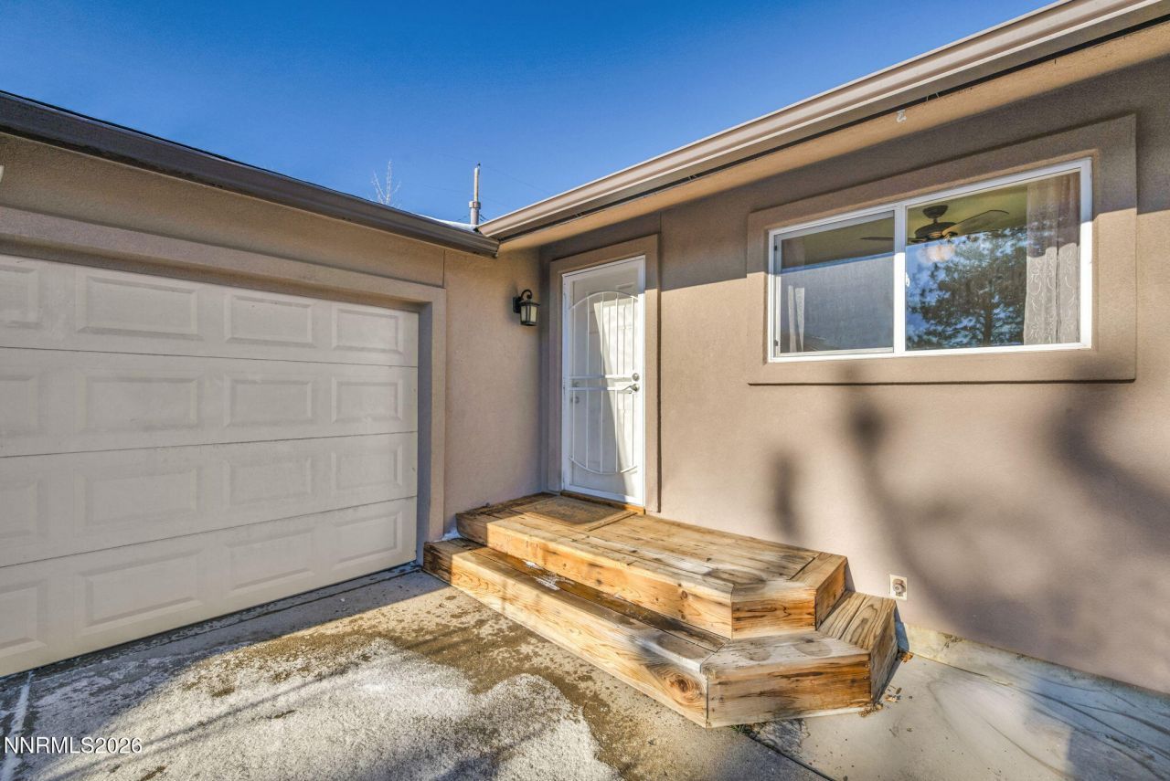 7575 Halifax Drive, Reno, NV 89506 Photo