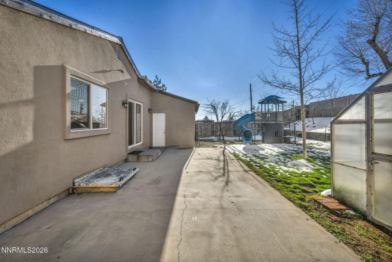 7575 Halifax Drive, Reno, NV 89506 Photo