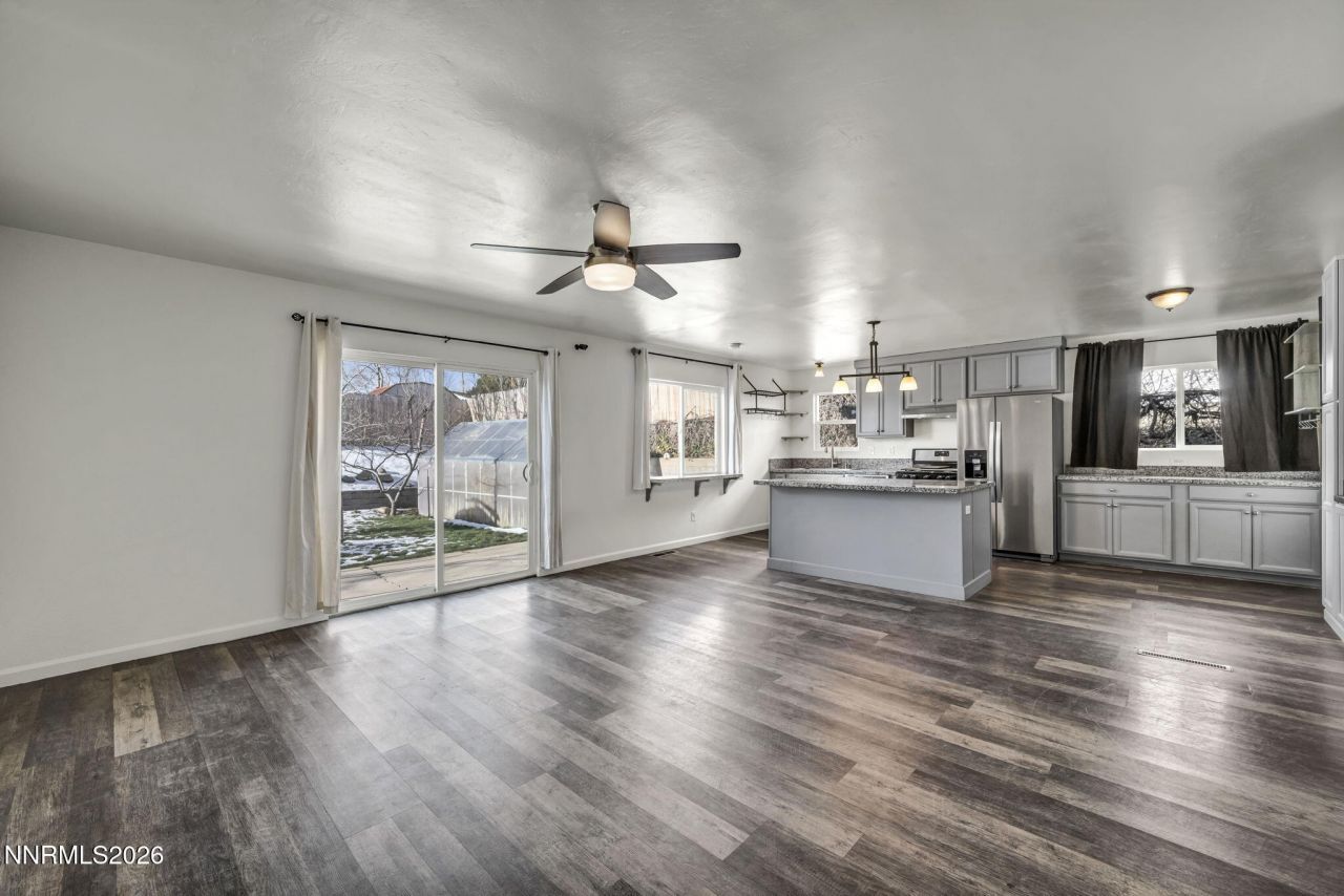 7575 Halifax Drive, Reno, NV 89506 Photo