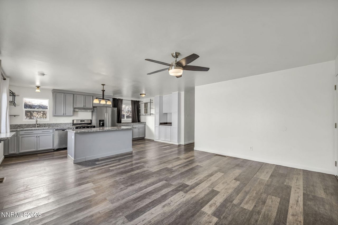 7575 Halifax Drive, Reno, NV 89506 Photo