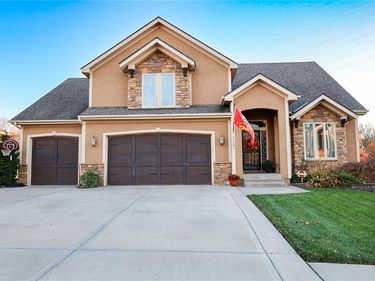 21805 E 32nd Terrace, Independence, MO 64057