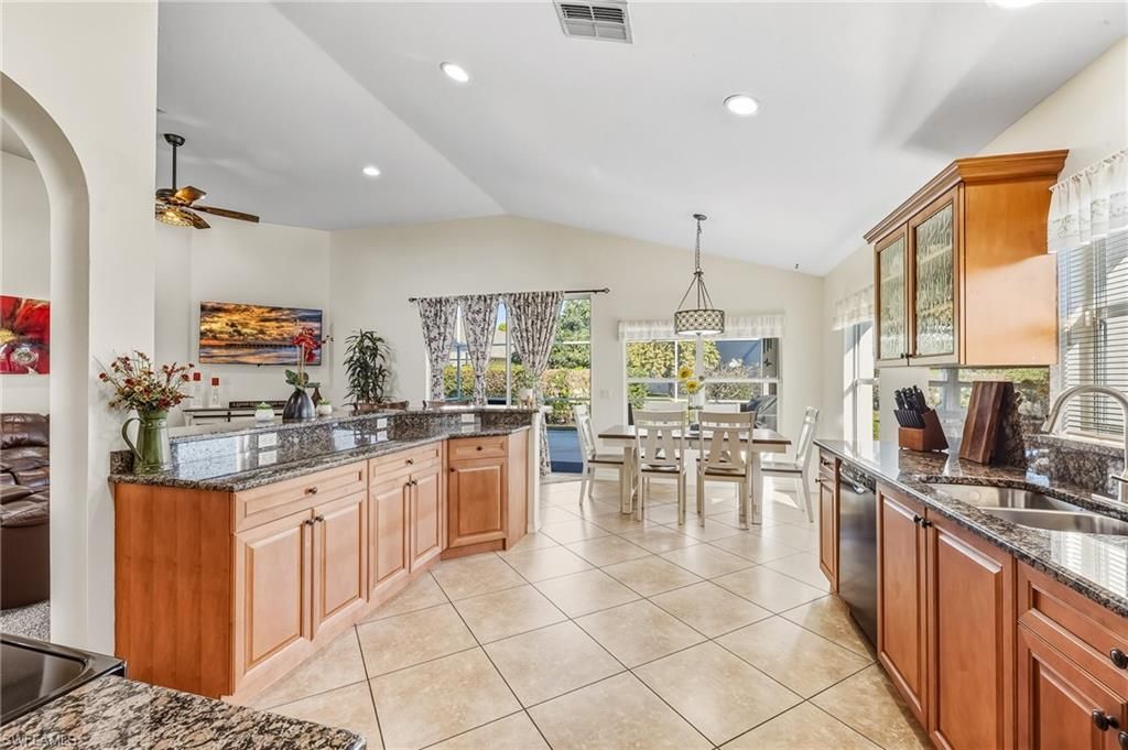 3670 Sunland Ln, Estero, FL 33928 Photo