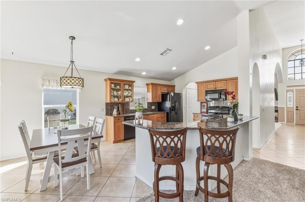 3670 Sunland Ln, Estero, FL 33928 Photo