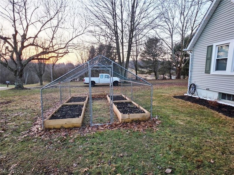 977 County Road 41, Richmond, OH 43944 Photo 5