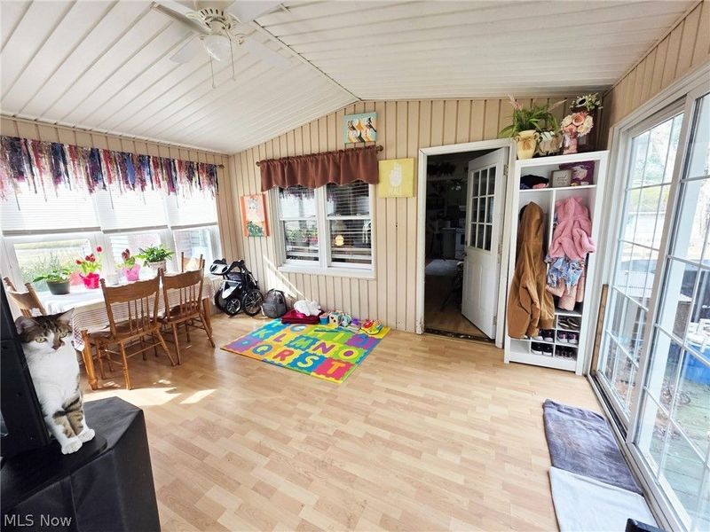 977 County Road 41, Richmond, OH 43944 Photo 6