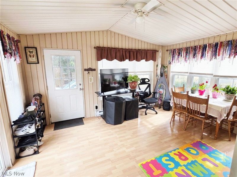 977 County Road 41, Richmond, OH 43944 Photo 7