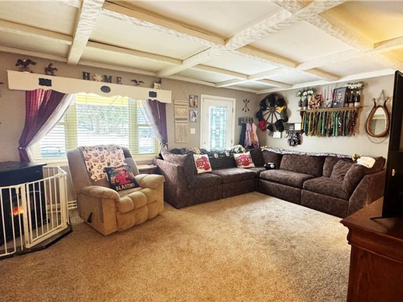 977 County Road 41, Richmond, OH 43944 Photo 8