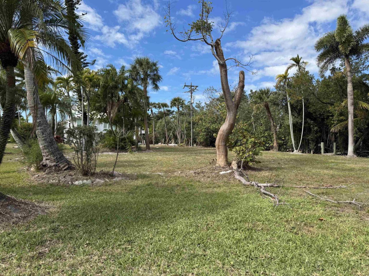 404 E Gulf Dr, Sanibel, FL 33957 Photo