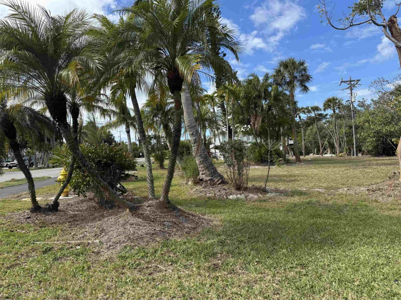 404 E Gulf Dr, Sanibel, FL 33957 Photo