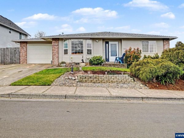 2794 Vintage Av SE, Salem, OR 97306