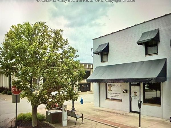 127 Court Street, Ripley, WV 25271